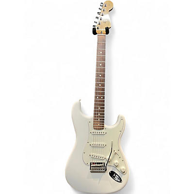 Used Fender Player Stratocaster White Solid Body Electric Guitar