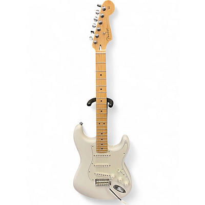 Used Fender Player Stratocaster White Solid Body Electric Guitar