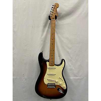 Fender Used Fender Roadhouse Stratocaster 2 Color Sunburst Solid Body Electric Guitar