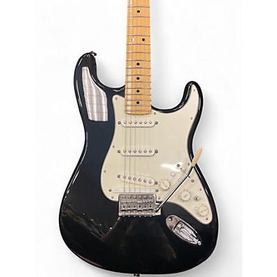 Used Fender Roland GC-1 Stratocaster Black and White Solid Body Electric Guitar