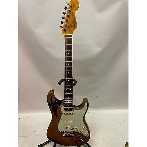 Fender Used Fender Roy Gallagher Stratocaster 3 Color Sunburst Solid Body Electric Guitar 3 Color Sunburst