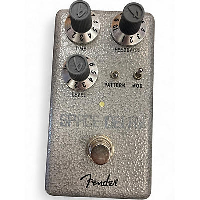 Used Fender SPACE DELAY Effect Pedal
