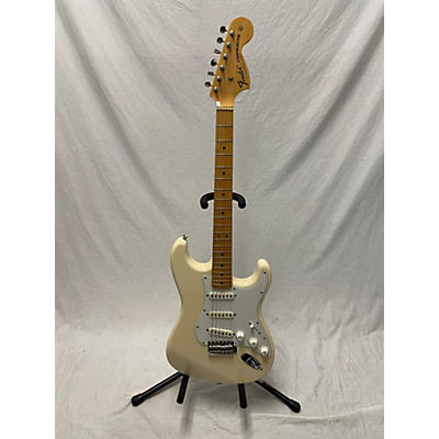 Fender Used Fender ST 68 Stratocaster White Solid Body Electric Guitar