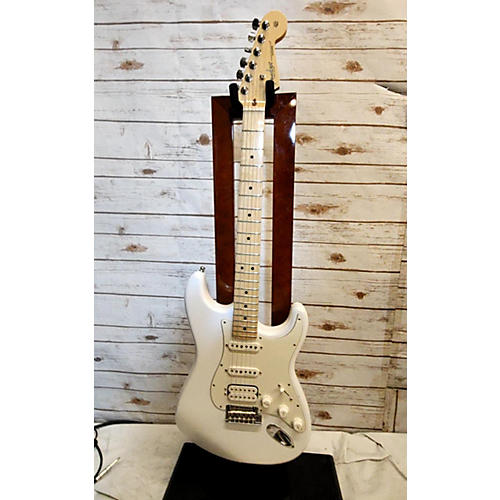 Fender Used Fender STRATOCASTER JUANES White Solid Body Electric Guitar White