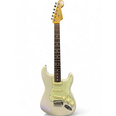 Fender Used Fender Special Edition 60s Stratocaster Lilac Solid Body Electric Guitar