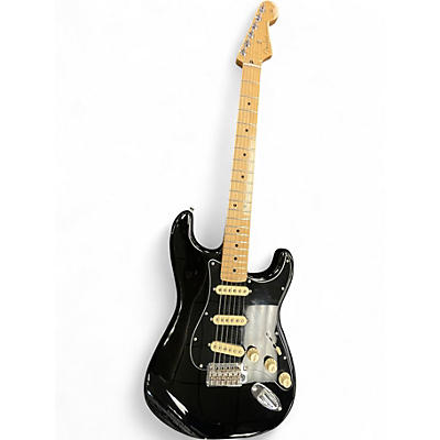 Used Fender Special Edition Player Stratocaster Black Solid Body Electric Guitar