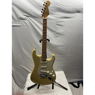 Fender Used Fender Special Edition Player Stratocaster Vintage Blonde Solid Body Electric Guitar