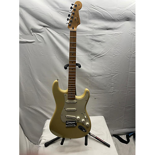 Fender Used Fender Special Edition Player Stratocaster Vintage Blonde Solid Body Electric Guitar Vintage Blonde