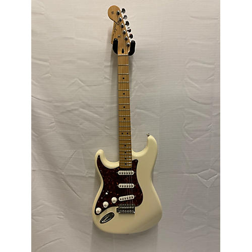 Fender Used Fender Standard Stratocaster Antique White Solid Body Electric Guitar Antique White