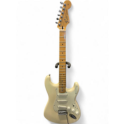 Used Fender Standard Stratocaster Arctic White Solid Body Electric Guitar Arctic White