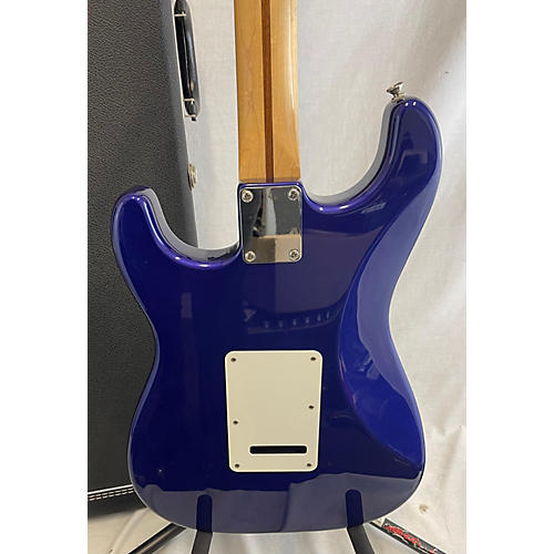 Fender Used Fender Standard Stratocaster Blue Solid Body Electric Guitar Blue