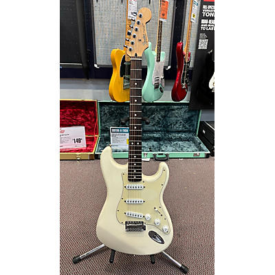 Fender Used Fender Standard Stratocaster OFF WHITE Solid Body Electric Guitar