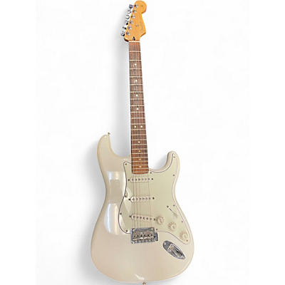 Used Fender Standard Stratocaster White Solid Body Electric Guitar