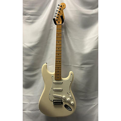 Fender Used Fender Stratocaster Polar White Solid Body Electric Guitar