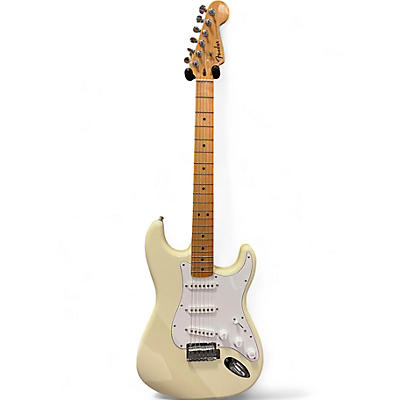Used Fender Stratocaster  White  Solid Body Electric Guitar