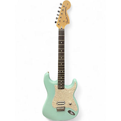 Used Fender Tom Delonge Signature Stratocaster Daphne Blue Solid Body Electric Guitar