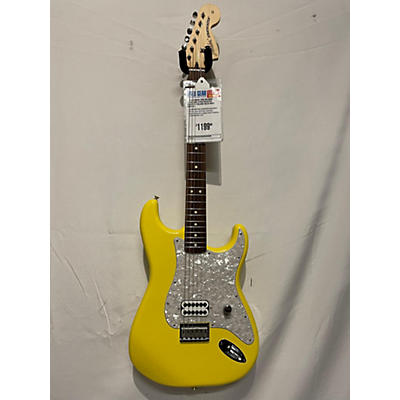 Fender Used Fender Tom Delonge Signature Stratocaster Graffiti Yellow Solid Body Electric Guitar