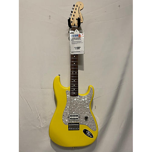 Fender Used Fender Tom Delonge Signature Stratocaster Graffiti Yellow Solid Body Electric Guitar Graffiti Yellow