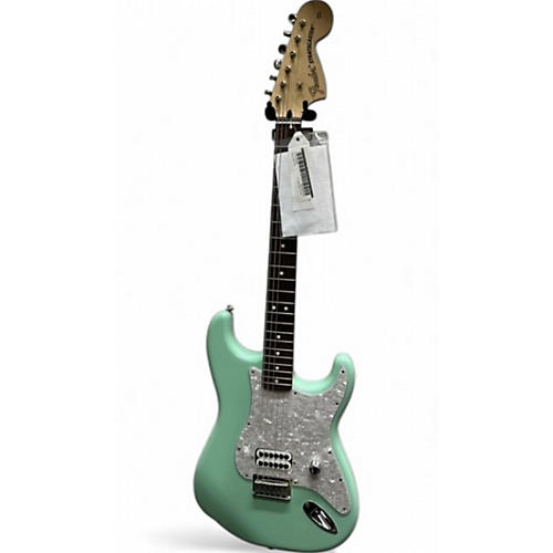 Fender Used Fender Tom Delonge Signature Stratocaster Surf Green Solid Body Electric Guitar Surf Green