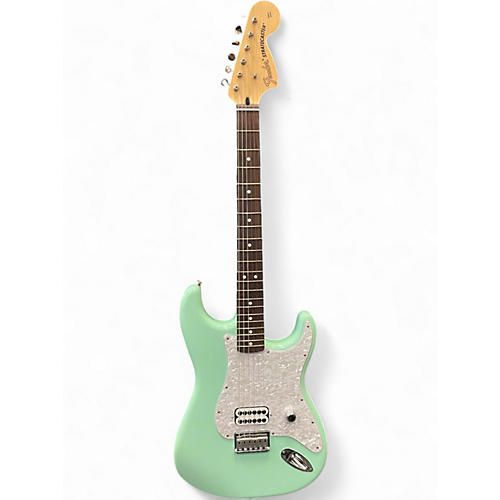 Used Fender Tom Delonge Signature Stratocaster Surf Green Solid Body Electric Guitar Surf Green