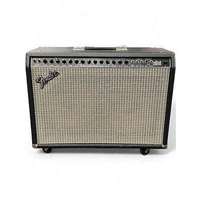 Used Fender Ultimate Chorus Guitar Combo Amp