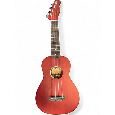 Used Fender VENICE CHERRY RED Ukulele