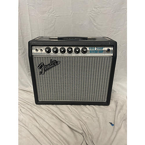 Fender Used Fender VIBRO CHAMP REVERB Tube Guitar Combo Amp