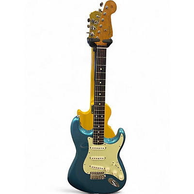 Used Fender VINTERA II 60S STRATOCASTER Lake Placid Blue Solid Body Electric Guitar
