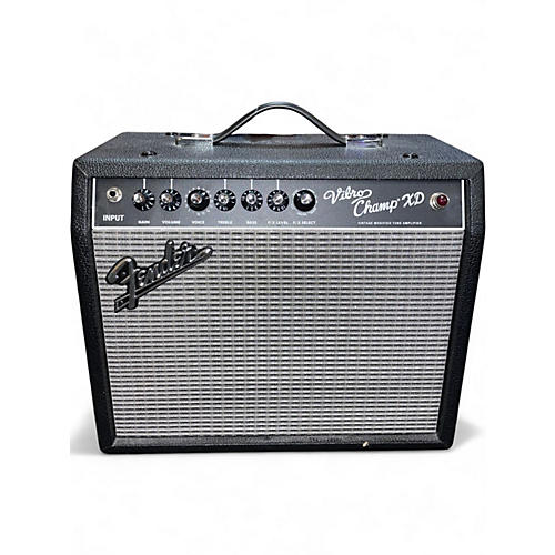 Used Fender Vibro Champ XD 5W 1X8 Guitar Combo Amp