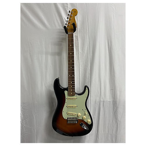 Fender Used Fender Vintera 60s Stratocaster Tobacco Sunburst Solid Body Electric Guitar Tobacco Sunburst