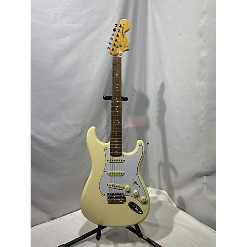 Fender Used Fender Vintera 70s Stratocaster Antique White Solid Body Electric Guitar Antique White