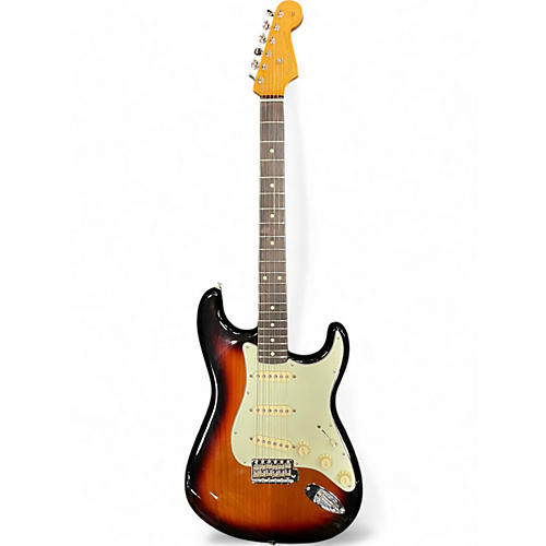 Fender Used Fender Vintera II 60's Stratocaster 2 Tone Sunburst Solid Body Electric Guitar 2 Tone Sunburst