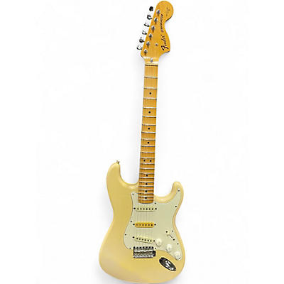 Used Fender Yngwie Malmsteen Fender Japan Custom Edition Stratocaster Antique White Solid Body Electric Guitar