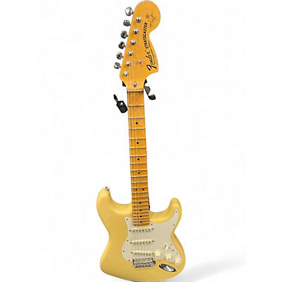 Used Fender Yngwie Malmsteen US Signature Stratocaster Vintage White Solid Body Electric Guitar