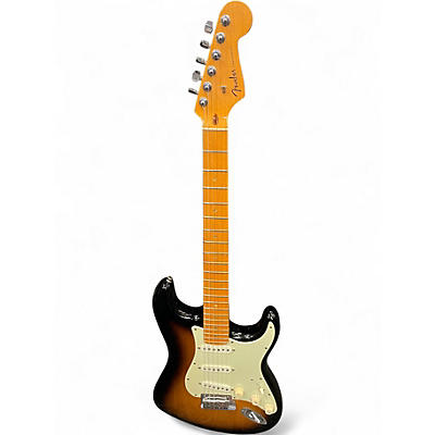 ギター Fender USA American Deluxe Stratocaster Fender American Deluxe Stratocaster 2011 - 2016 | Reverb