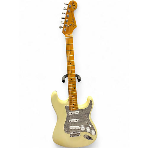 Used Fender hit maker stratocaster olympic white Solid Body Electric Guitar olympic white