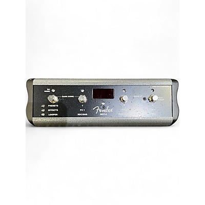 Used Fender mgt-4 Pedal Board