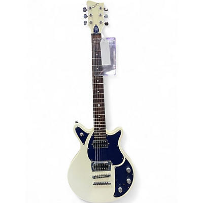 Used First Act VW16517 white Solid Body Electric Guitar