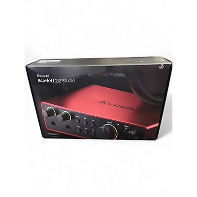 Used Focusrite Focusrite SCARLETT 2I2 STUDIO PACK