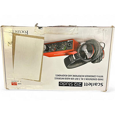 Used Focusrite SCARLET 2I2 BUNDLE Audio Interface
