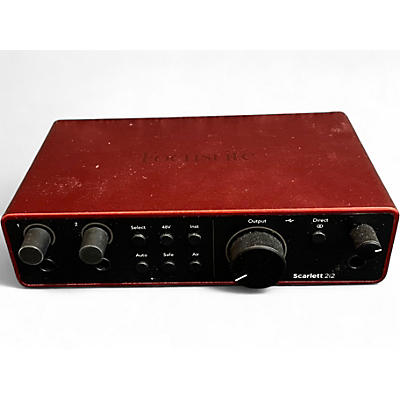 Used Focusrite Scarlet 2i2 4th Audio Converter