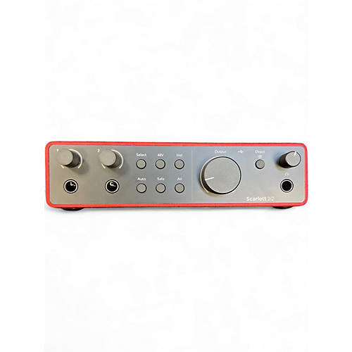 Used Focusrite Scarlett 2i2 Gen 4 Audio Interface