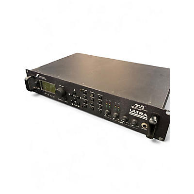 Used Fractal Audio Axe-Fx Ultra Pre-Amp/Effects Processor Effect Processor