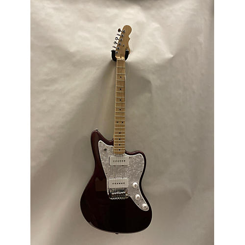 G&L Used G&L Doheny Burgundy Mist Solid Body Electric Guitar Burgundy Mist