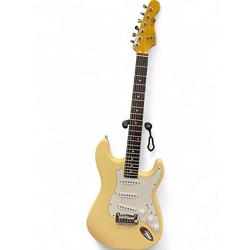 Used G&L S500 Cream Solid Body Electric Guitar Cream