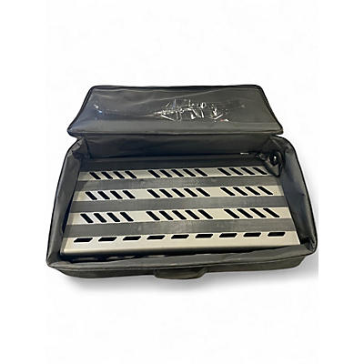 Used Gator GPB-BAK-BK Pedal Board