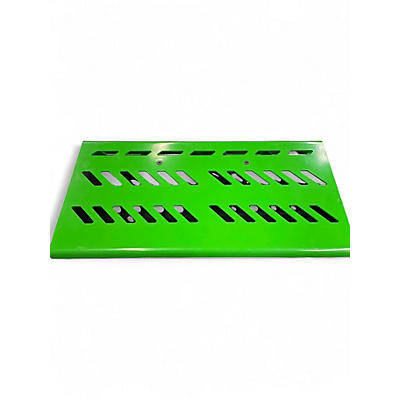 Used Gator GREEN LARGE PEDALBOARD Pedal Board