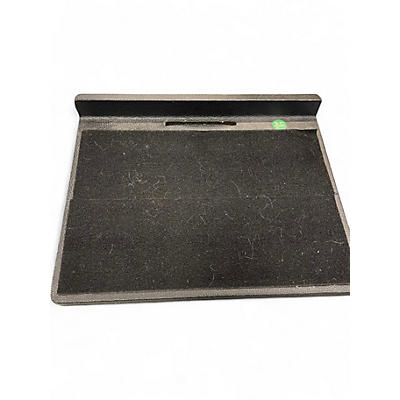 Used Gator Pedal Tote Pedal Board