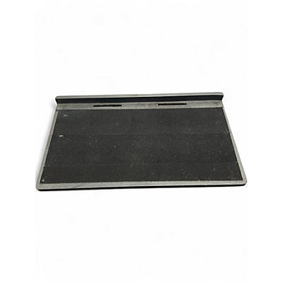 Used Gator pedal tote Pedal Board
