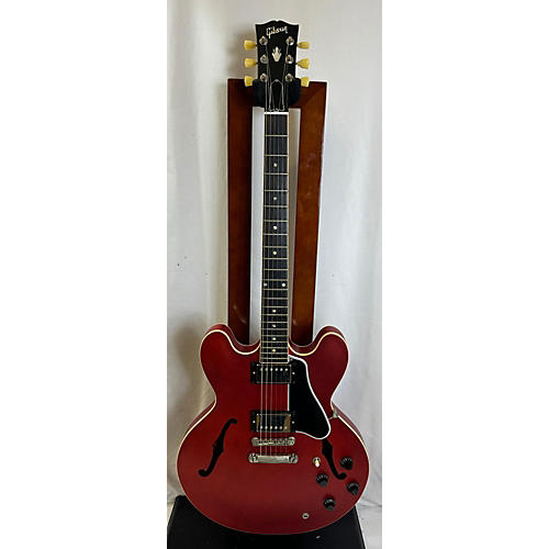 Gibson Used Gibson ES335 Satin Satin Red Hollow Body Electric Guitar Satin Red